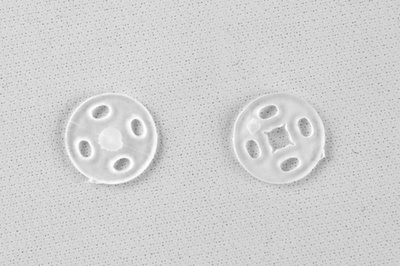Кнопки пришивные пластиковые 10 мм, блистер 24шт, цв.-прозрачные - купить в Новошахтинске. Цена: 48.41 руб.